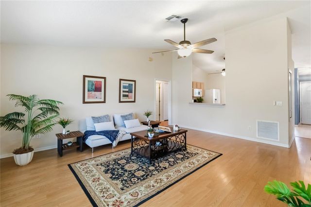 4306 PEBBLESTONE COURT, Orlando, FL 32826