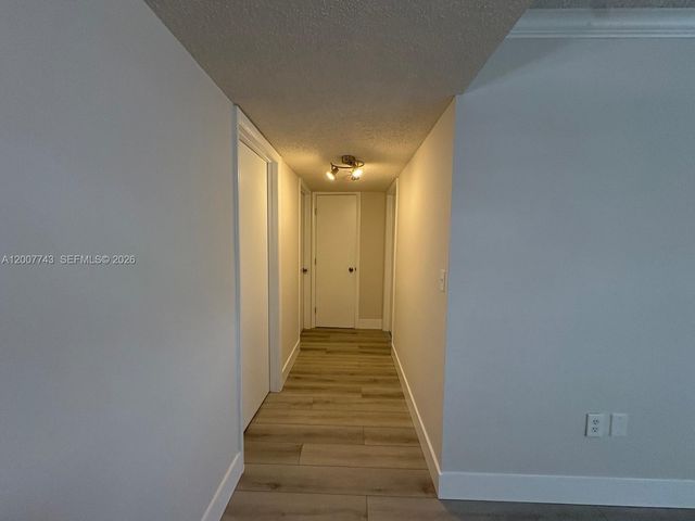 15250 SW 80th St 4, Miami, FL 33193