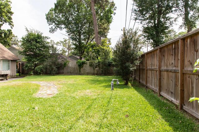 1807 Maux Drive, Houston, TX 77043