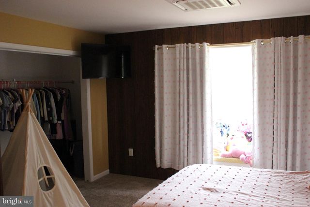 1220 LIMEKILN RD, Limekiln, PA 19535