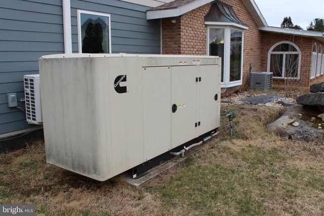 1220 LIMEKILN RD, Limekiln, PA 19535