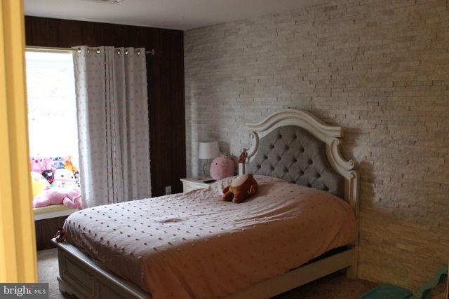 1220 LIMEKILN RD, Limekiln, PA 19535