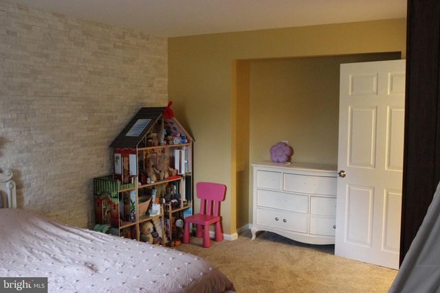 1220 LIMEKILN RD, Limekiln, PA 19535