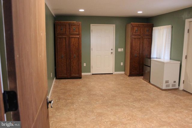 1220 LIMEKILN RD, Limekiln, PA 19535