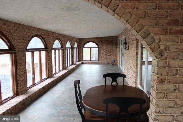 1220 LIMEKILN RD, Limekiln, PA 19535