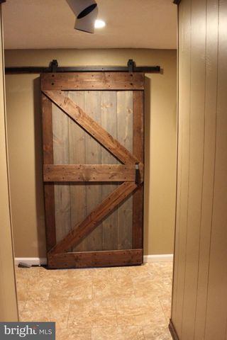 1220 LIMEKILN RD, Limekiln, PA 19535