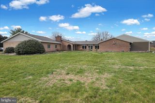 1220 LIMEKILN RD, Limekiln, PA 19535