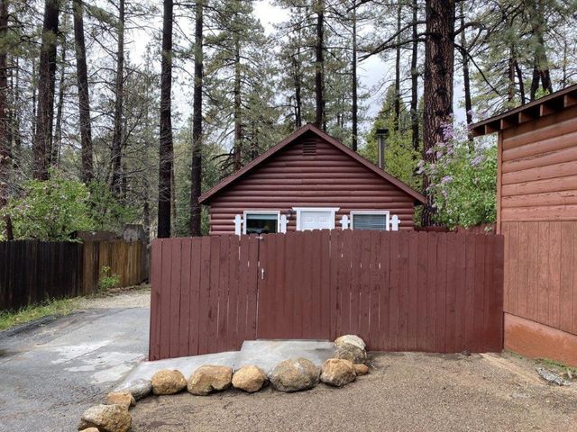 54100 Pine Crest, Idyllwild, CA 92549