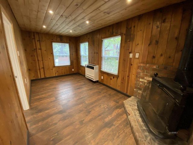 54100 Pine Crest, Idyllwild, CA 92549