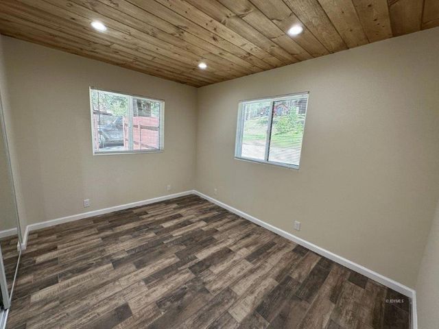 54100 Pine Crest, Idyllwild, CA 92549