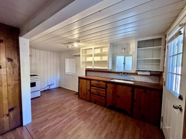 54100 Pine Crest, Idyllwild, CA 92549