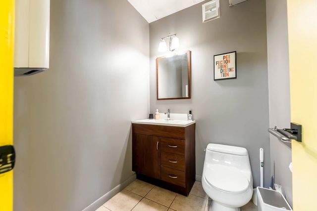 9757 S Kedzie Avenue, Evergreen Park, IL 60805