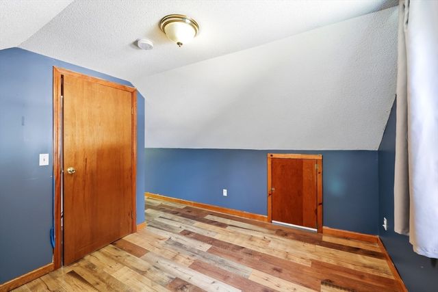 16 Park Pl, East Longmeadow, MA 01028
