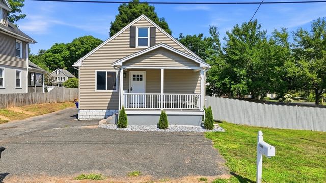 16 Park Pl, East Longmeadow, MA 01028
