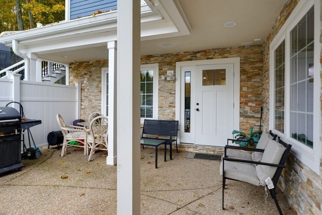 17 School St. A, Hudson, MA 01749