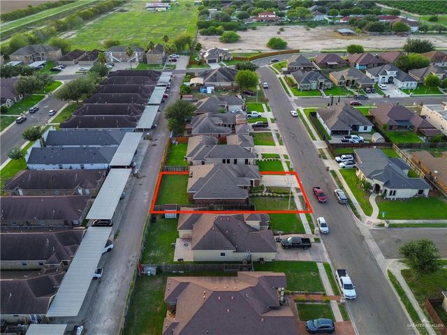 3818 Lori Morgan Drive, Edinburg, TX 78541