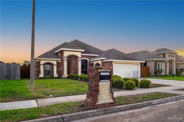 3818 Lori Morgan Drive, Edinburg, TX 78541