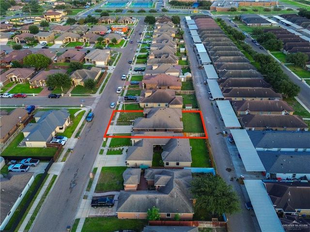 3818 Lori Morgan Drive, Edinburg, TX 78541