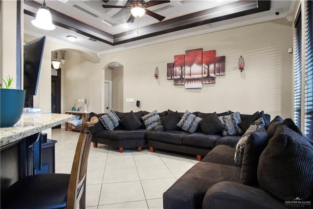 3818 Lori Morgan Drive, Edinburg, TX 78541