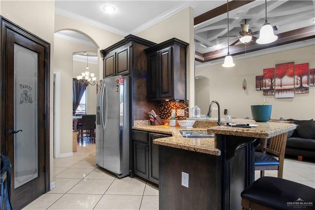 3818 Lori Morgan Drive, Edinburg, TX 78541