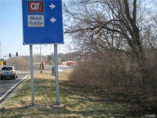 10066 BIG BEND Road, Crestwood, MO 63122