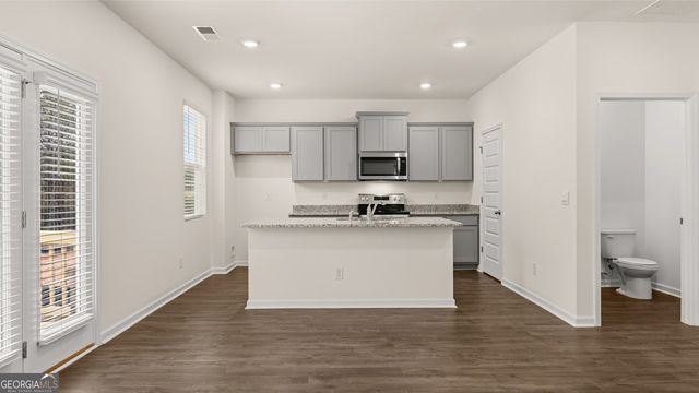 588 Whitman Lane, Stockbridge, GA 30281