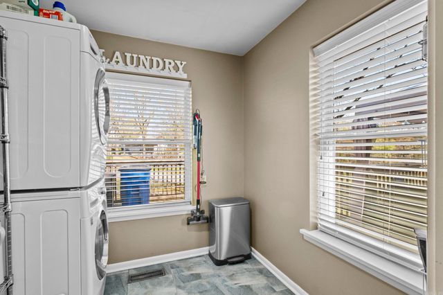 3818 Lakeview Road, North Little Rock, AR 72116