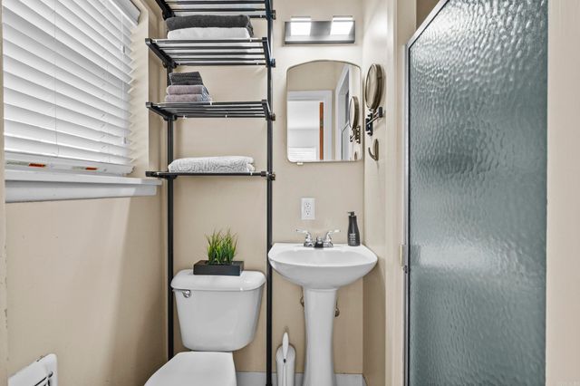 3818 Lakeview Road, North Little Rock, AR 72116