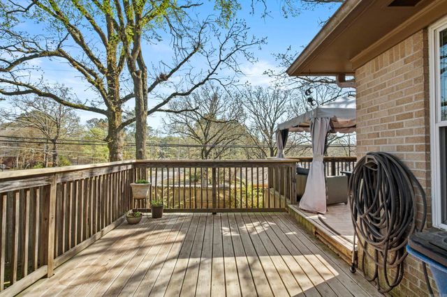 3818 Lakeview Road, North Little Rock, AR 72116