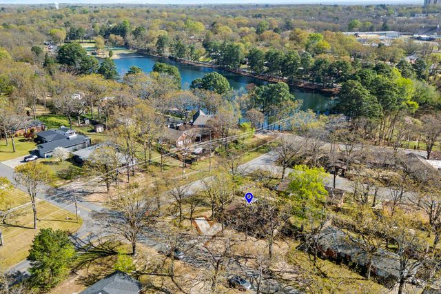 3818 Lakeview Road, North Little Rock, AR 72116