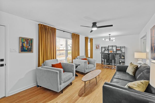 3818 Lakeview Road, North Little Rock, AR 72116