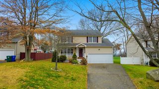 72 Broadmere Road, Stratford, CT 06614
