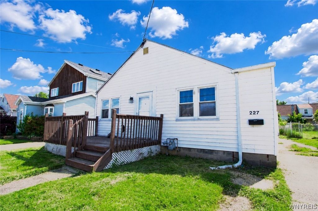 227 Roland Street, Cheektowaga, NY 14212