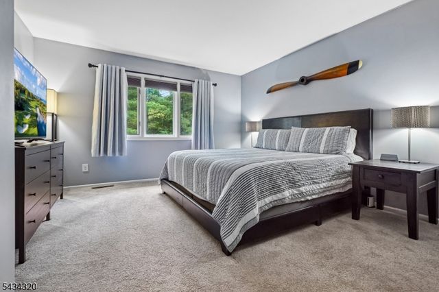 47 Davey Dr, West Orange Twp., NJ 07052