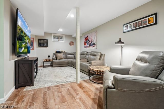 47 Davey Dr, West Orange Twp., NJ 07052