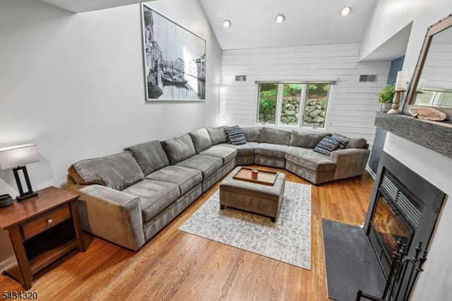 47 Davey Dr, West Orange Twp., NJ 07052