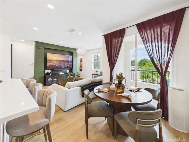 17952 Seaglass Drive, Huntington Beach, CA 92647
