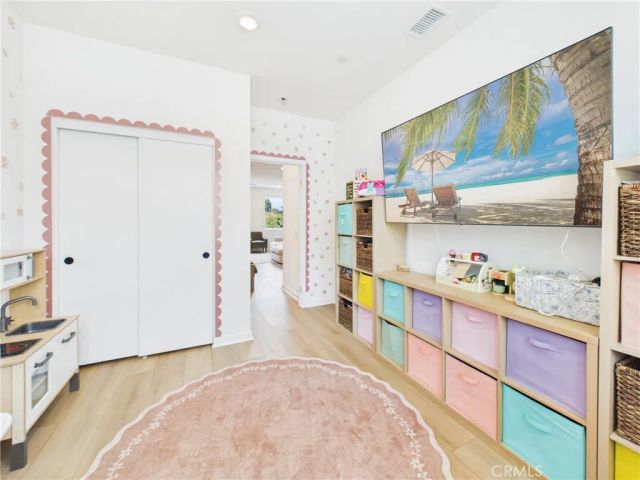 17952 Seaglass Drive, Huntington Beach, CA 92647