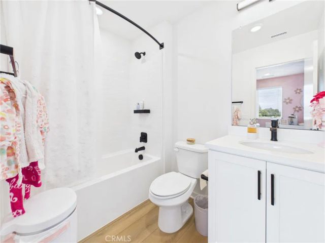 17952 Seaglass Drive, Huntington Beach, CA 92647