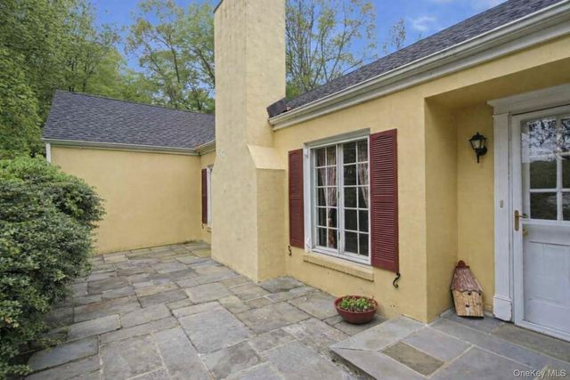 5 Primrose Street, Katonah, NY 10536