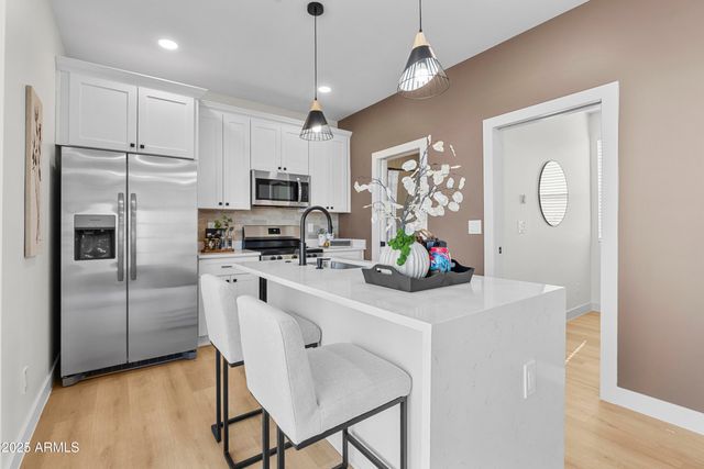 1502 S 14th Street, Phoenix, AZ 85034