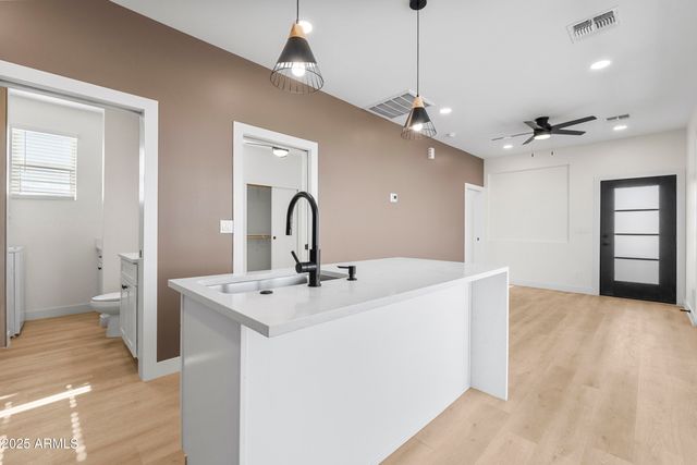 1502 S 14th Street, Phoenix, AZ 85034