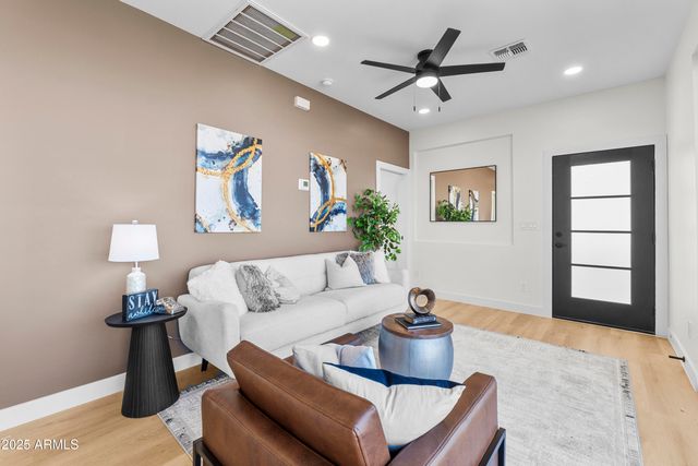 1502 S 14th Street, Phoenix, AZ 85034