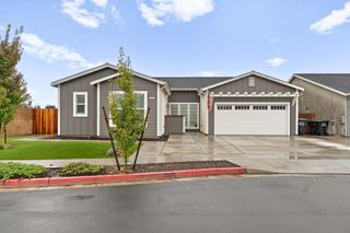 443 E Tyler Court, Visalia, CA 93291