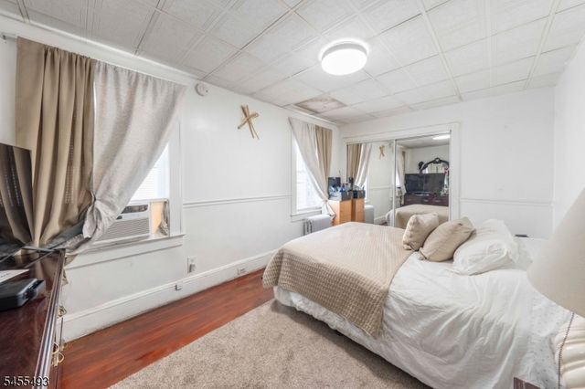130 Acme St, Elizabeth City, NJ 07202
