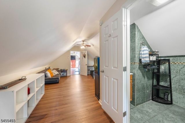 130 Acme St, Elizabeth City, NJ 07202
