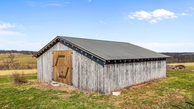 9690 Clifton Road, Frankfort, KY 40601