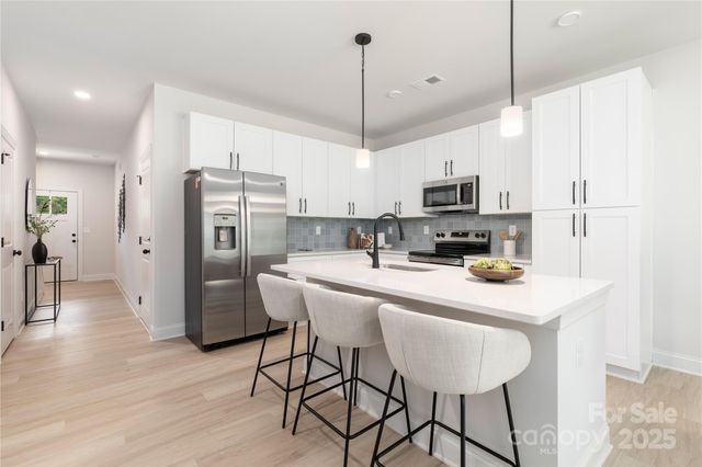 4320 Woodwind Street, Charlotte, NC 28213