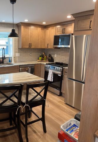 38 Mokema 0, Waltham, MA 02451