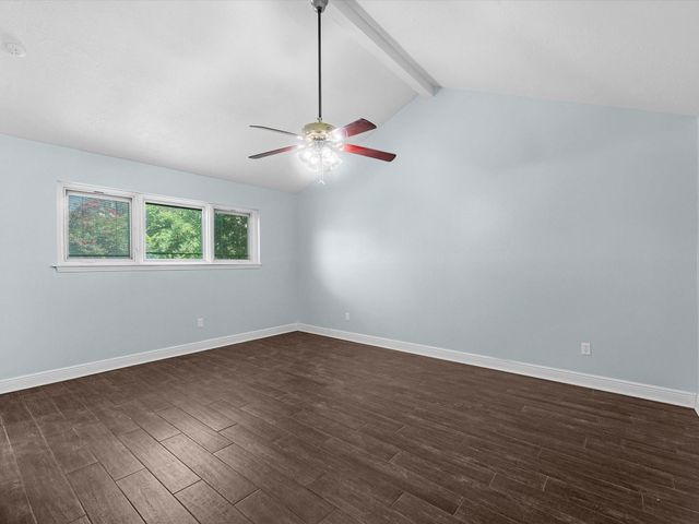 9006 Donys Drive, Houston, TX 77040
